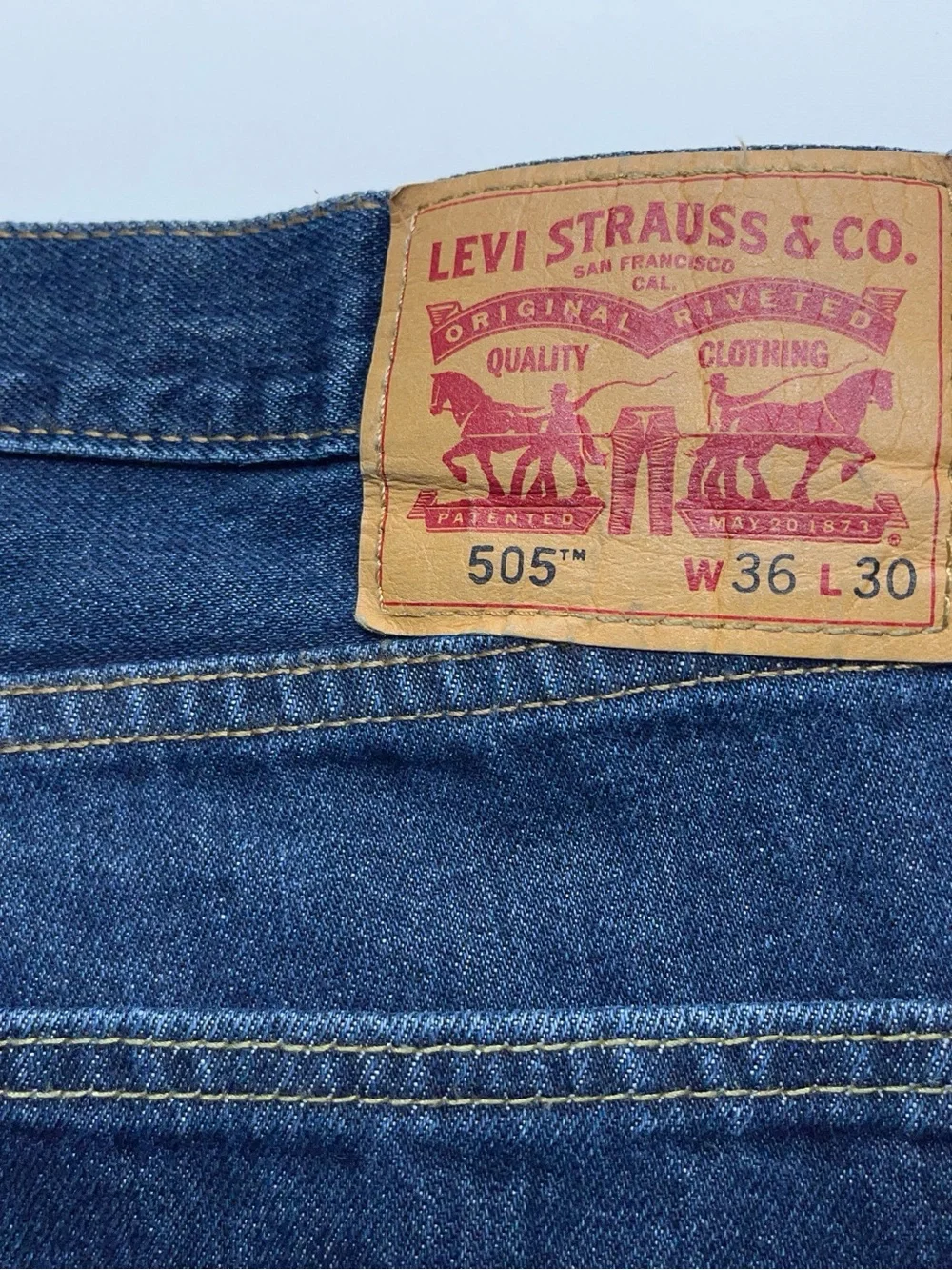 Levis 505 Jeans Mens 36x30 Blue Regular Straight Dark Wash Denim Custom Bead
